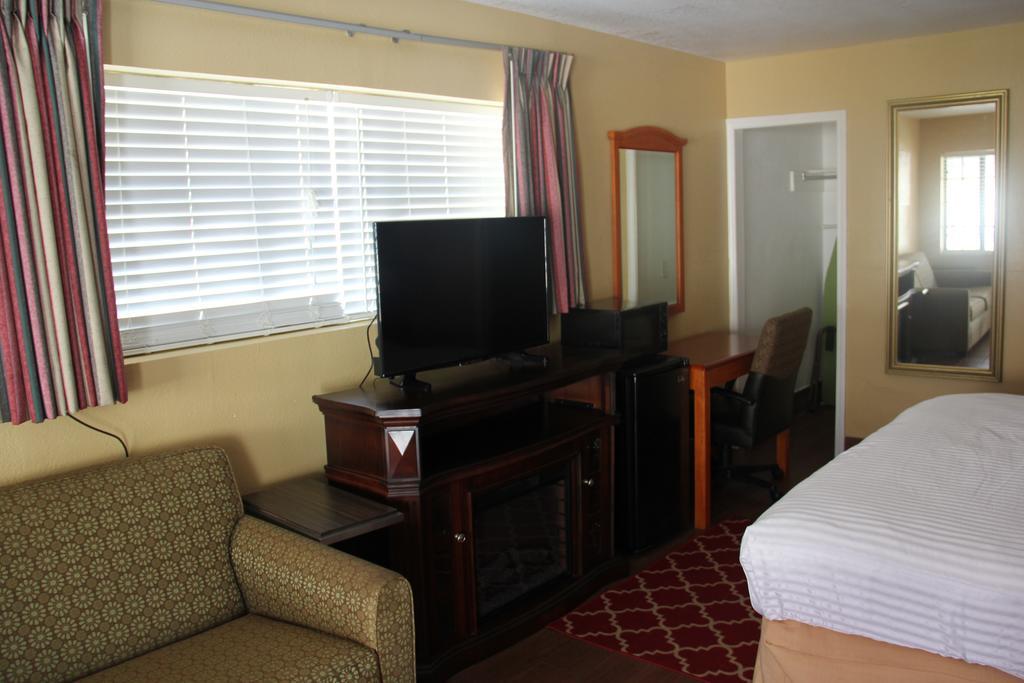 Vista Inn & Suites Beale Street Memphis Eksteriør billede